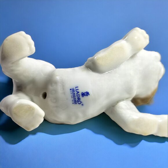 Lladró Collectible "Playful Cat" Figurine #5019 Hand Made Vicente Martinez 1979 - Picture 6 of 15